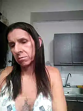 Snapshot of Cameron_puppy chatting on June 21, 7:08 pm Cameron puppy online show from June 21, 7:08 pm