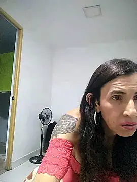 Snapshot of Cameron_puppy chatting on June 5, 6:52 am Cameron puppy online show from June 5, 6:52 am