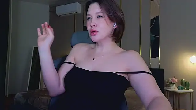 katy  moonj online show from December 1, 1:17 am