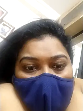 indianlisa5 online show from November 29, 9:15 pm