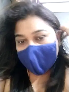 indianlisa5 online show from April 4, 8:26 pm