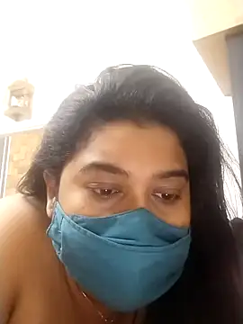 indianlisa5 online show from February 14, 8:37 pm