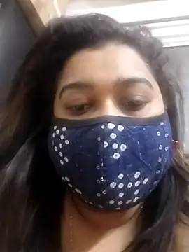 indianlisa5 online show from March 20, 7:04 pm