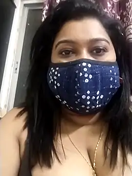 indianlisa5 online show from February 7, 8:28 pm