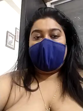 indianlisa5 online show from November 26, 7:25 pm