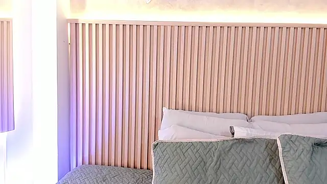 daiana curly online show from September 27, 8:15 pm