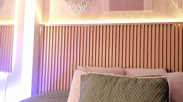 daiana curly online show from October 10, 8:09 pm