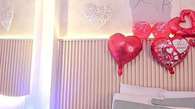 daiana curly online show from February 14, 8:09 pm