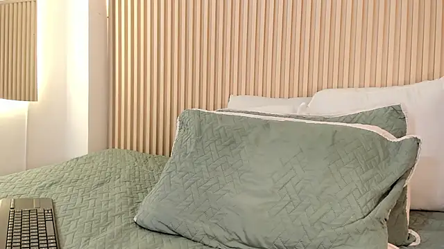 daiana curly online show from March 13, 8:58 pm