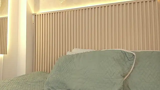 daiana curly online show from April 10, 7:54 pm