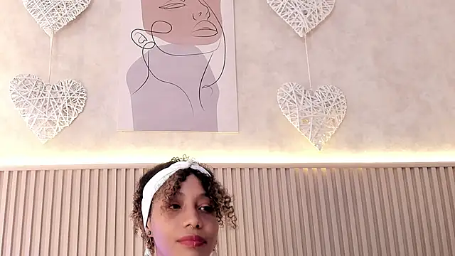 daiana curly online show from November 11, 8:58 pm