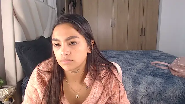 Snapshot of fairylatin222 chatting on March 12, 12:31 am fairylatin222 online show from March 12, 12:31 am