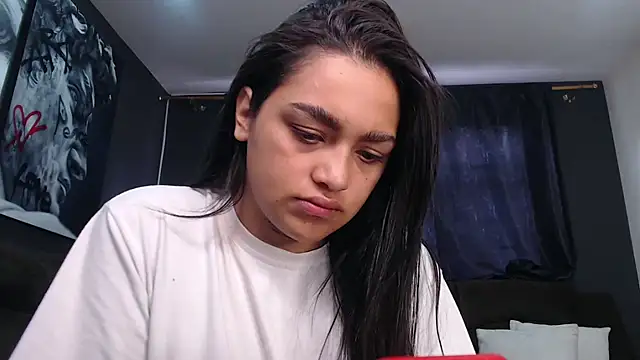 Snapshot of fairylatin222 chatting on December 3, 1:10 pm fairylatin222 online show from December 3, 1:10 pm