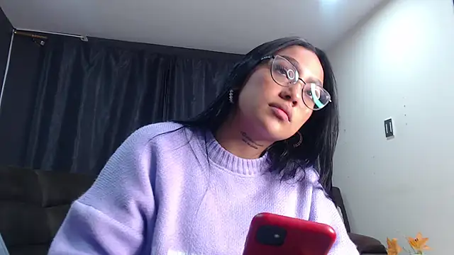 fairylatin222 online show from January 18, 2:37 am