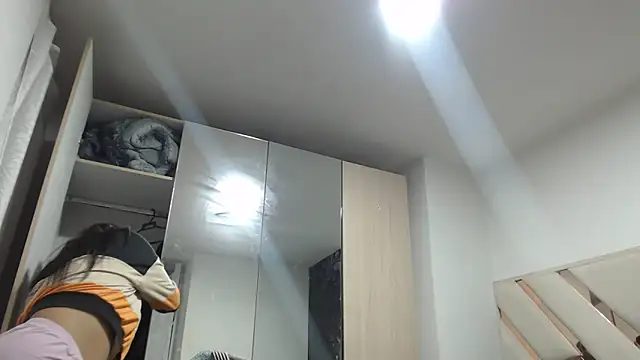 Snapshot of fairylatin222 chatting on October 28, 10:25 am fairylatin222 online show from October 28, 10:25 am