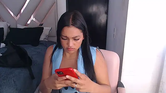 Snapshot of fairylatin222 chatting on October 3, 9:16 pm fairylatin222 online show from October 3, 9:16 pm