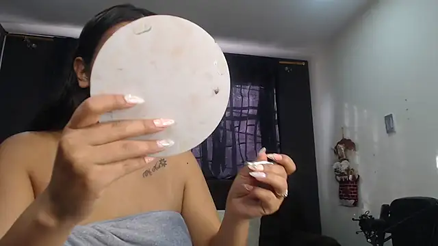 Snapshot of fairylatin222 chatting on December 1, 12:28 pm fairylatin222 online show from December 1, 12:28 pm