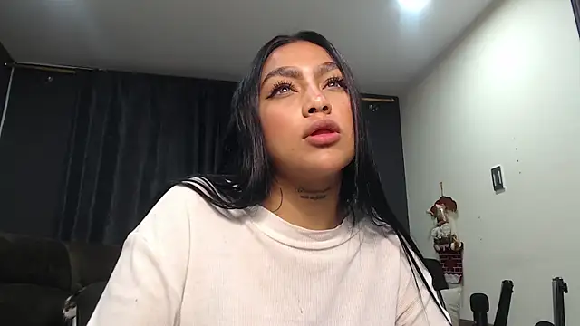 fairylatin222 online show from December 14, 2:29 am