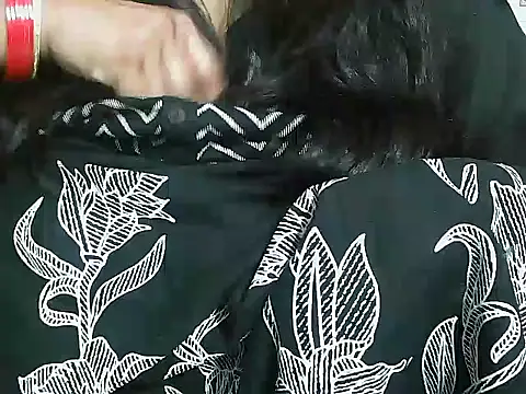 Snapshot of rehana_housewife chatting on January 19, 4:49 am rehana housewife online show from January 19, 4:49 am