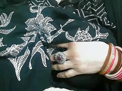 Snapshot of rehana_housewife chatting on March 2, 8:10 am rehana housewife online show from March 2, 8:10 am