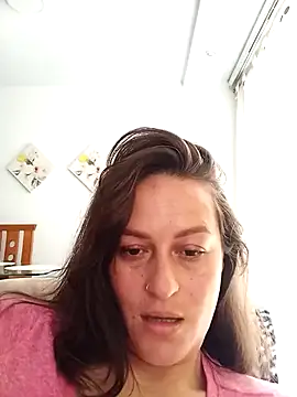 Snapshot of JadeHiilton chatting on January 1, 10:24 pm JadeHiilton online show from January 1, 10:24 pm