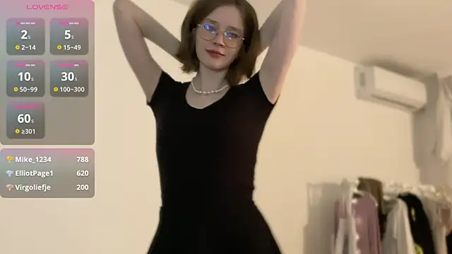 ms christiana online show from January 10, 8:15 pm