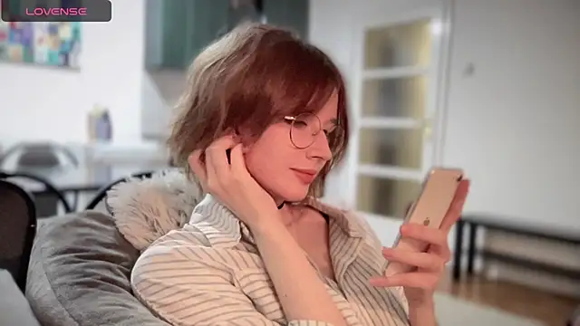 ms christiana online show from November 19, 7:36 pm