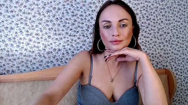 Tinadream20 online show from June 27, 7:47 am