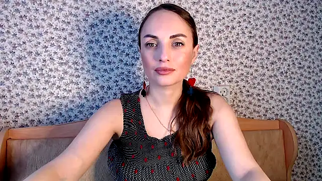 Tinadream20 online show from March 4, 6:10 am