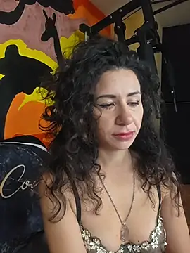 Snapshot of Concy_de_ chatting on January 8, 11:22 pm Concy de online show from January 8, 11:22 pm