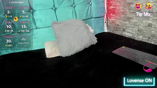 Cloee66 online show from October 21, 2:49 pm