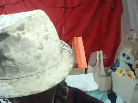 Snapshot of hottieperla chatting on November 24, 6:30 pm hottieperla online show from November 24, 6:30 pm