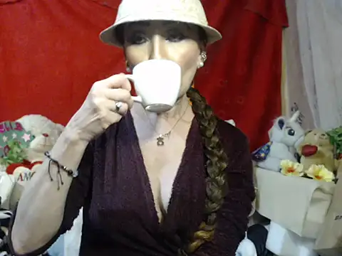 Snapshot of hottieperla chatting on November 13, 7:07 pm hottieperla online show from November 13, 7:07 pm