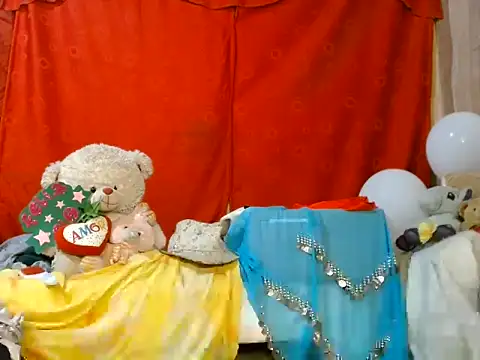 Snapshot of hottieperla chatting on July 17, 7:33 pm hottieperla online show from July 17, 7:33 pm