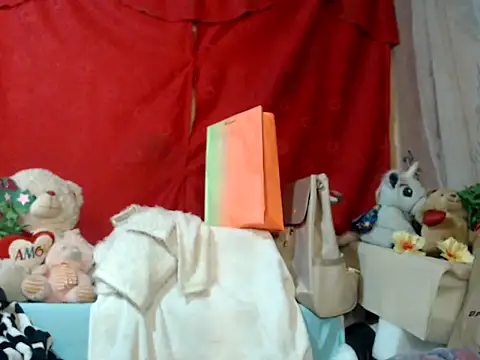 Snapshot of hottieperla chatting on November 15, 7:29 pm hottieperla online show from November 15, 7:29 pm