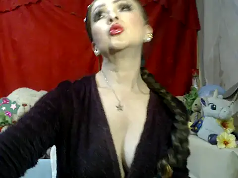 Snapshot of hottieperla chatting on October 4, 6:53 pm hottieperla online show from October 4, 6:53 pm