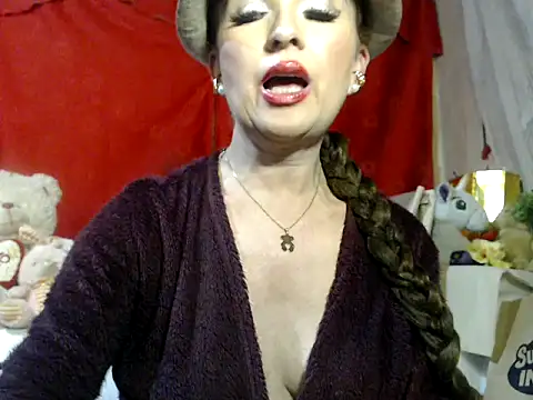 Snapshot of hottieperla chatting on December 1, 7:48 pm hottieperla online show from December 1, 7:48 pm