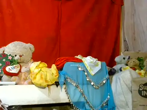 Snapshot of hottieperla chatting on July 11, 8:20 pm hottieperla online show from July 11, 8:20 pm