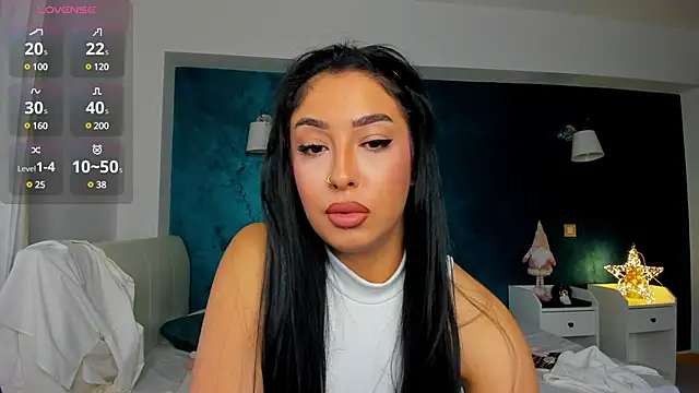 Snapshot of Awesome_Jolie chatting on March 18, 6:50 am Awesome Jolie online show from March 18, 6:50 am