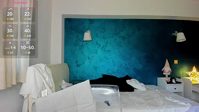 Snapshot of Awesome_Jolie chatting on March 20, 9:04 am Awesome Jolie online show from March 20, 9:04 am