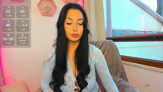 Awesome Jolie online show from April 6, 5:30 am