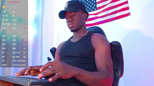 Snapshot of mike_wallace chatting on December 17, 8:03 pm mike wallace online show from December 17, 8:03 pm