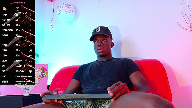 Snapshot of mike_wallace chatting on March 5, 2:46 am mike wallace online show from March 5, 2:46 am