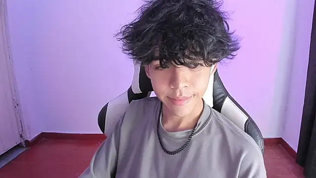 Alan26  online show from February 13, 3:50 am