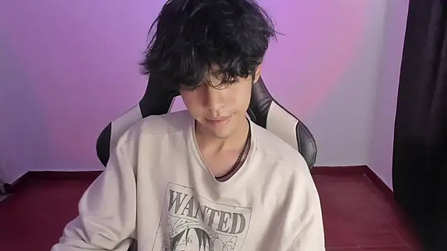 Alan26  online show from January 21, 3:37 am