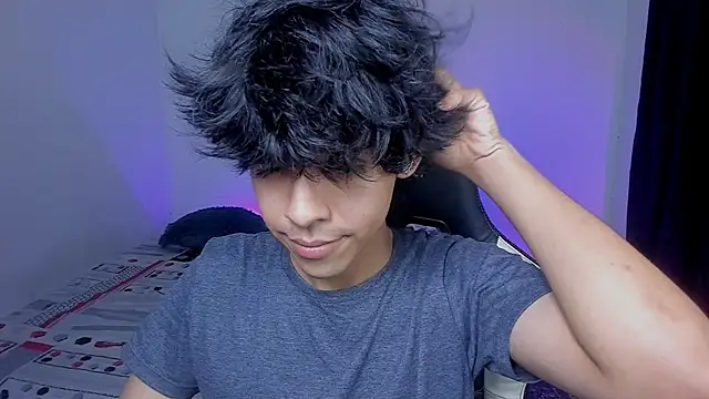 Alan26  online show from November 28, 2:45 am