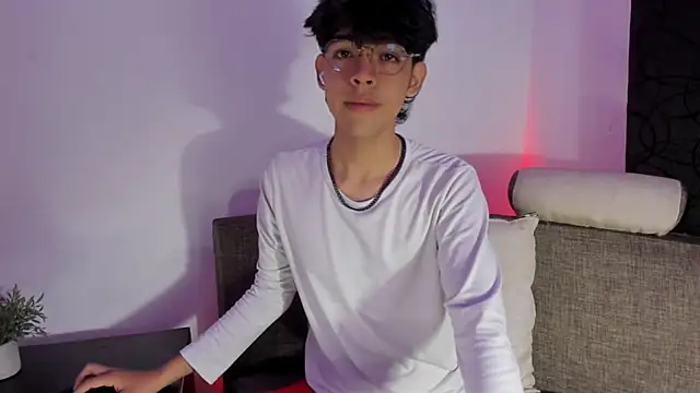 Alan26  online show from March 11, 4:07 pm