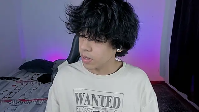 Alan26  online show from November 11, 10:58 pm