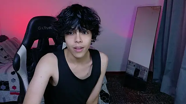 Alan26  online show from May 1, 5:56 am