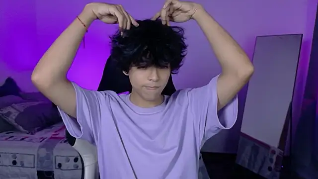 Alan26  online show from March 26, 10:18 pm